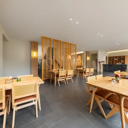 Bifengxia Jinshange Panda Homestay