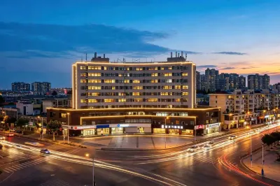 Yilong Wanguo Hotel Hoteles en 
