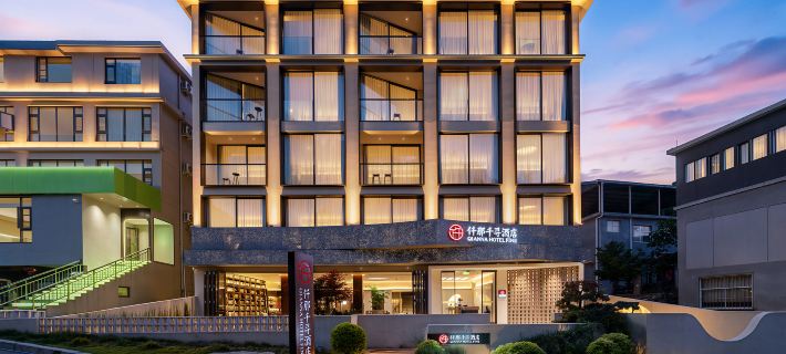 QIANNA HOTEL FINE 롼촨 호텔