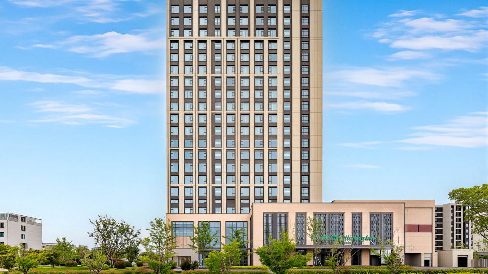 Holiday Inn Lvsi Port Qidong
