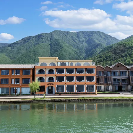 Yuehu Yujing (Lugu Lake Scenic Area Daluoshui)