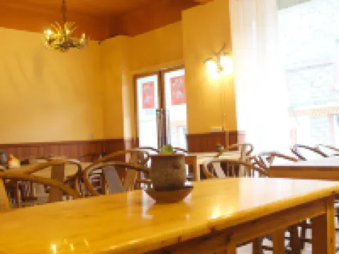 Four Sisters Mountain Knapsack International Hostel Hoteles en Xiaojin