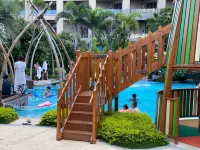 Extreme Seaview Apartment (Shanwei Poly Jintingwan Branch) - Pool