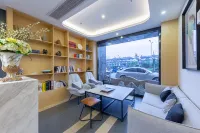 F-Hotel