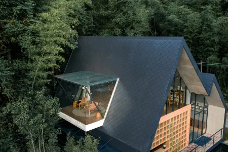 竜門愛樹·南昆祕境民宿