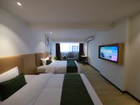 格林豪泰酒店(梧州两广市场店) - 高级双床房