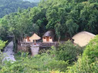 Binglangbolong gu Inn Hotele w: Baoting