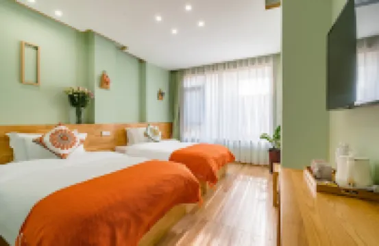 Jinan Yuanshe Wangquan Homestay (Heihuquan Daming Lake Branch) โรงแรมใกล้น้ำพุเหยหู