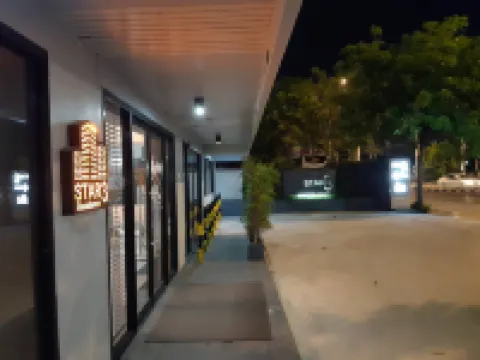 スター 3 レジデンス ラヨーンのホテル