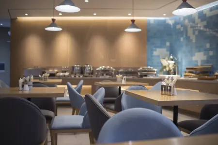 Homeinn · neo (Hefei Changjiang Middle Road Sanxiaokou Annongda Subway Station) Отели рядом с достопримечательностью «Xi Mountain Sceneic Area»