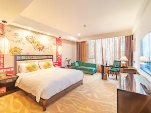 Caston Huanglong Hotel