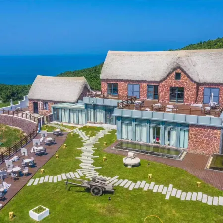 Jiming Island Lodge