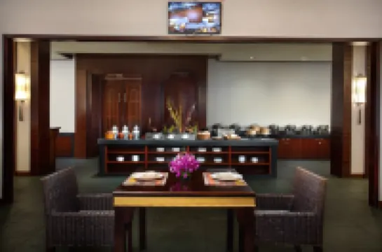 徳欽高山别庄 · 梅里ホテル