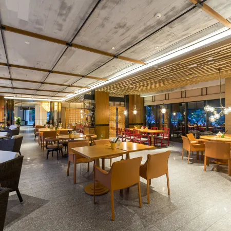 Summer Surfing Resort