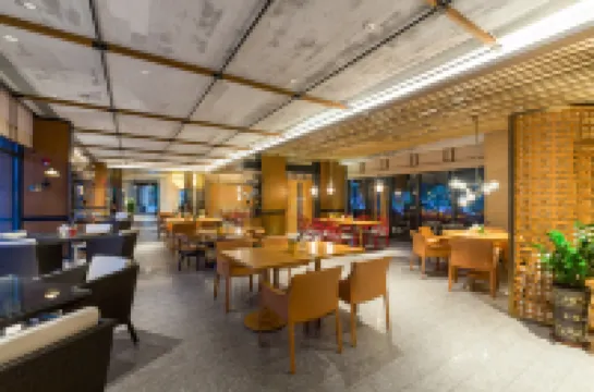 Summer Surfing Resort