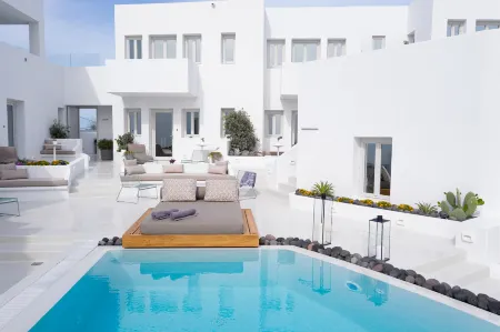 Akra Suites & Spa