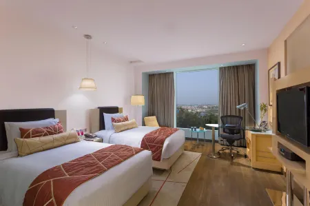 Crowne Plaza Greater Noida Отели в г. Большая Нойда