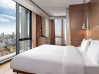 راديسون بلو هوتل إسطنبول إيجيا Hotels near أتاسهير