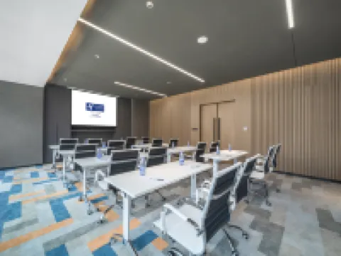 Holiday Inn Express ZHUHAI GONGBEI by IHG Hotels in Zhuhai