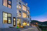 Floral Hotel·Home stay in Shengsi (South Changtu Beach Shop) Hotels in Shengsi