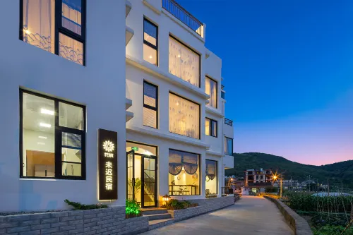 Floral Hotel· Shengsi hotel (South Changtu Beach Shop)