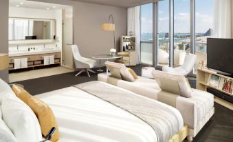 The Gabriel Miami Downtown, Curio Collection by Hilton