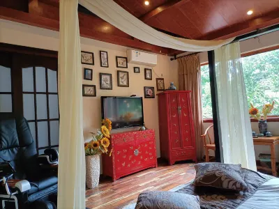 Chengdu Yanqi Chinese Inn Hotels in Luodai Ancient Town and Surrounding Area