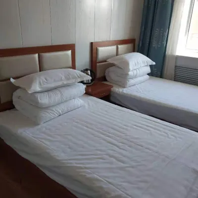 Manzhouli Jinghe Tourism Hotel Hotels near Zhalainuo'erxi Railway Station
