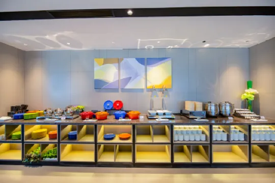 Homeinn · neo (Yantai Jerry Road South Railway Station) Отели рядом со станцией Yantai South Railway Station