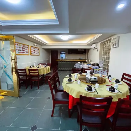 Lagos H & H Inn