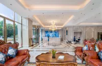 Vienna Hotel（Maitre Lake spring Township hot spring shop）