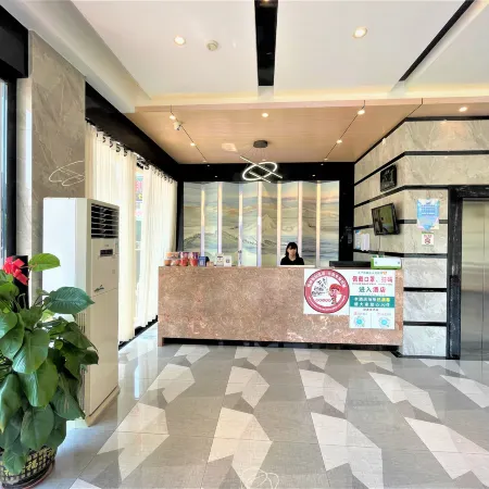 Xingang Boutique Apartment Hotel (Yulin Chinese Medicine Port Branch)