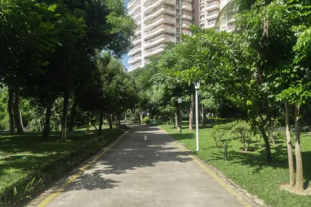 Haolonghai Seaview Apartment (Sanya Dadonghai Haiyun Road)