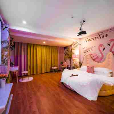 Momo Themed Homestay (Dashatian Subway Station Construction Road Subway Station) Rooms