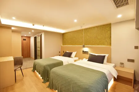 Gongyujia·Designer Light Luxury Art Hotel Отели рядом с достопримечательностью «Guizhou Open University (New Campus)»