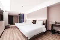 HanTing Hotel (Chengdu Chunxi Road Taikoo Li Center) โรงแรมในเฉิงตู