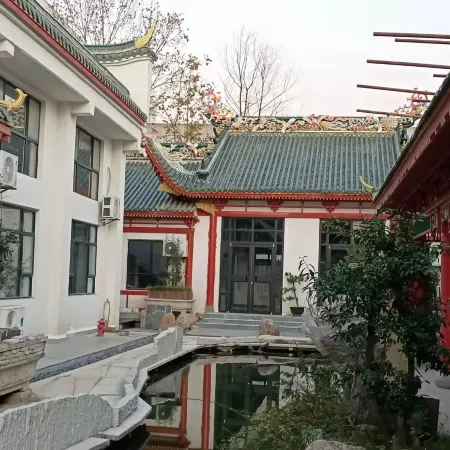 Laohekou Lanjiang Hotel