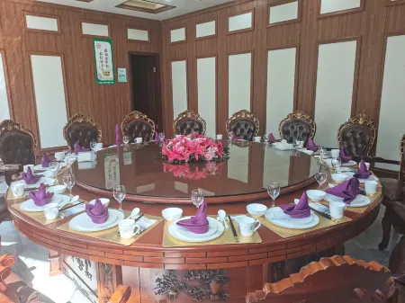 Jinchuan Chengyun Hotel