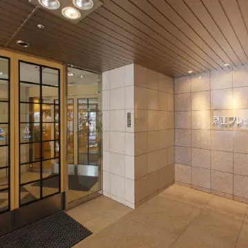 Keio Presso Inn Shinjuku Отели рядом с достопримечательностью «Токийский театр «Глобус»»