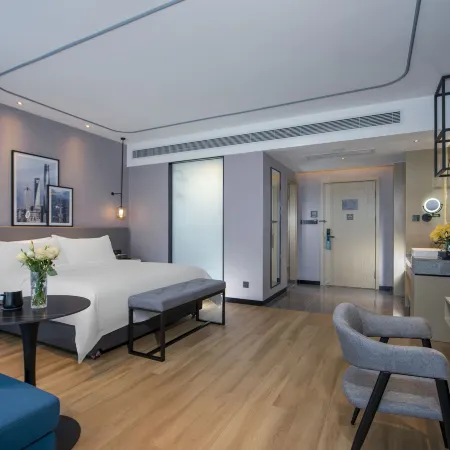 Country Inn & suites by Radisson((Lingnan Xintiandi Branch, Foshan Zumiao Subway Station)