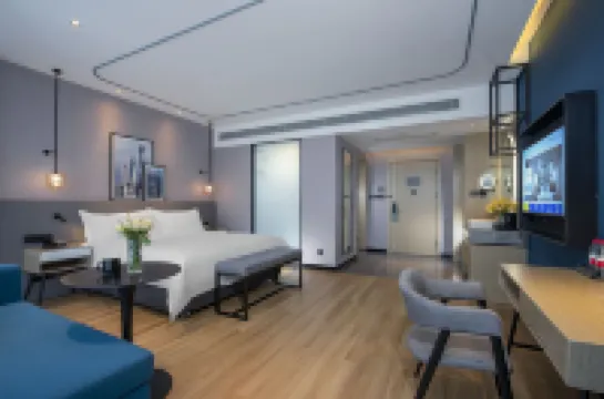 Country Inn & suites by Radisson((Lingnan Xintiandi Branch, Foshan Zumiao Subway Station)