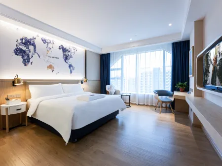 Kyriad Marvelous Hotel (Heyuan Wanda Plaza) Отели рядом с достопримечательностью «First High-Altitude Fountain in Asia»