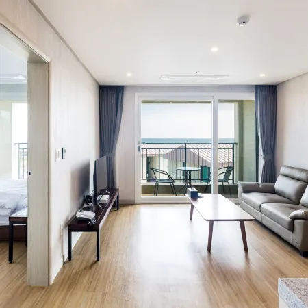Ocean Square Resort