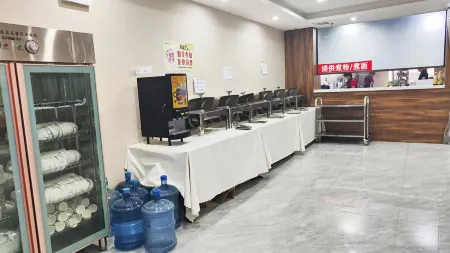 Longshan Bicika Hotel