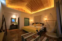 Ulan Rongshe Homestay