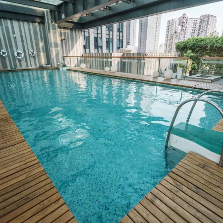 Rhombus Park Aura Chengdu Hotel(Chunxi Road Taikoo Li)