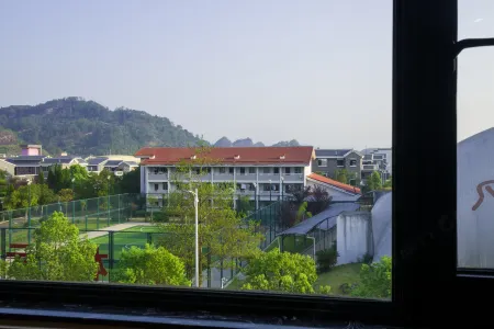 Tongda Huanqiu Hotel Отели рядом с достопримечательностью «Xiamei Ancient Residence»