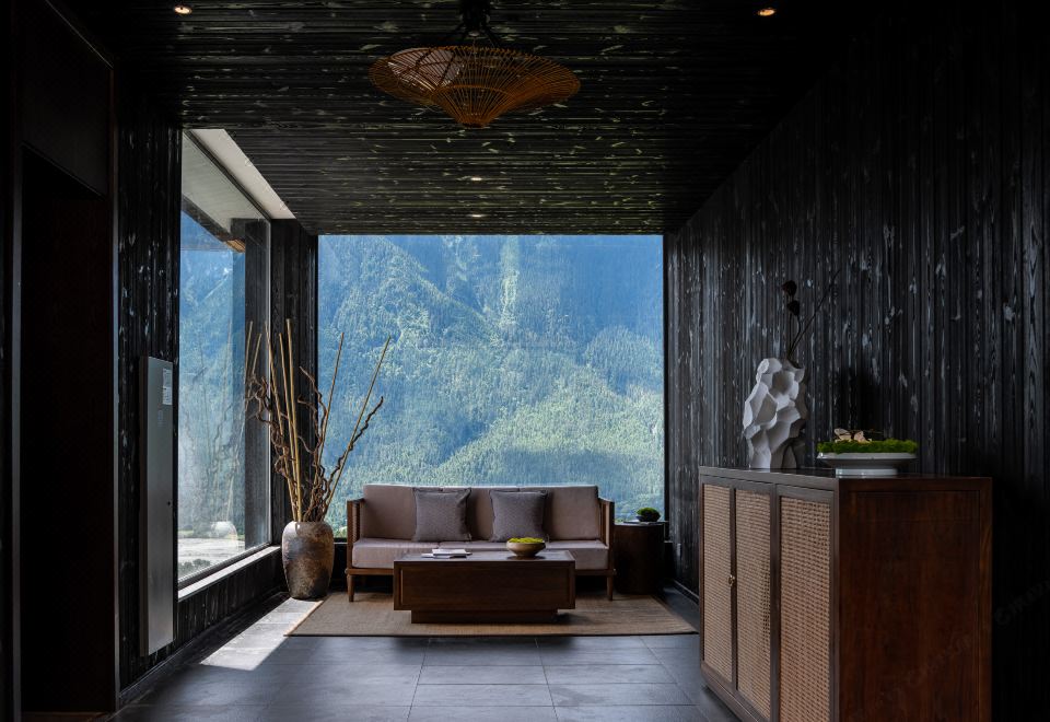 2. 보미 인시 산주..