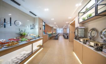 GreenTree Inn Hotel (Yulin Hongjin Market Yide Branch)