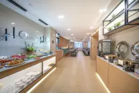 GreenTree Inn Hotel (Yulin Hongjin Market Yide Branch)